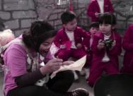 陳少莉老師扮演山區兒童，令學生了解山區兒童的貧困生活，從而學懂珍惜。